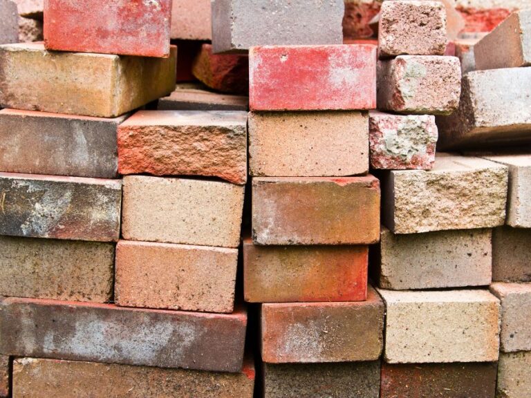 Different Kinds of Residential Brick to Use in a Home Build